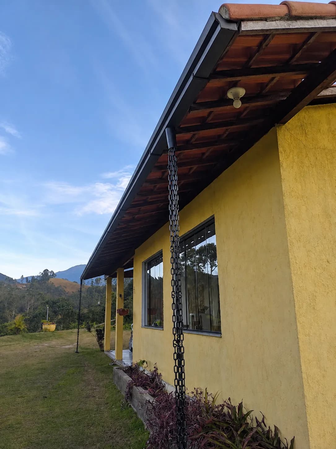 Projeto de calhas em Nova Friburgo — Constru-Calhas