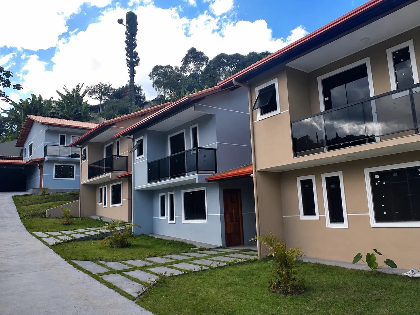 Projeto de calhas em Nova Friburgo — Constru-Calhas